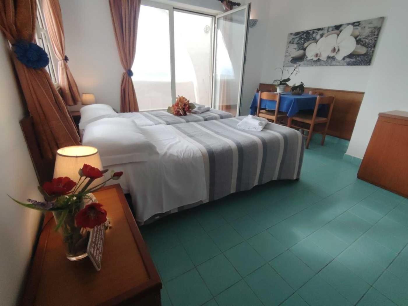 Casa Vacanze Elianto Anzio Exterior photo